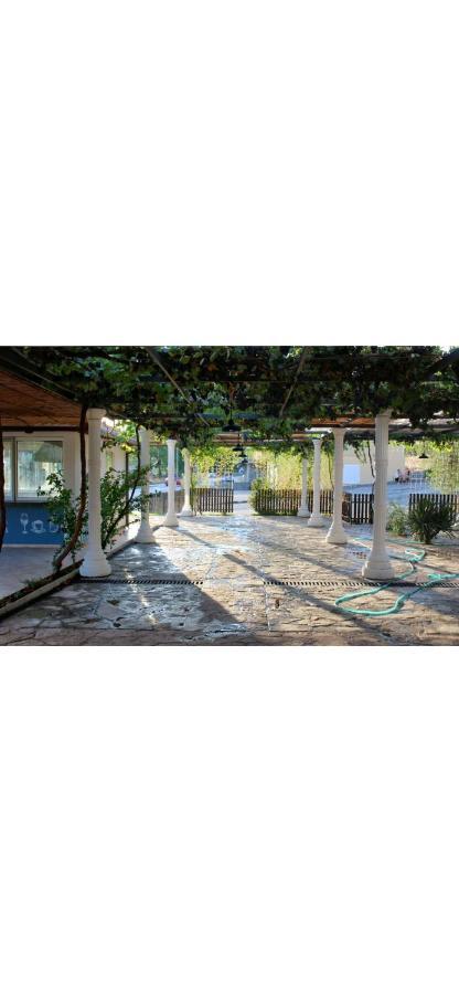 Nacional Motel Trebinje Luaran gambar